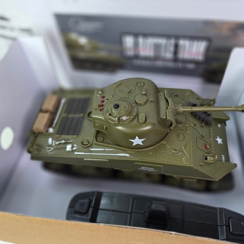 Heng Long 1/30 RC Infrared Battle Tank US M4A3 Sherman 2.4GHz 3841-01 - Picture 8 of 10